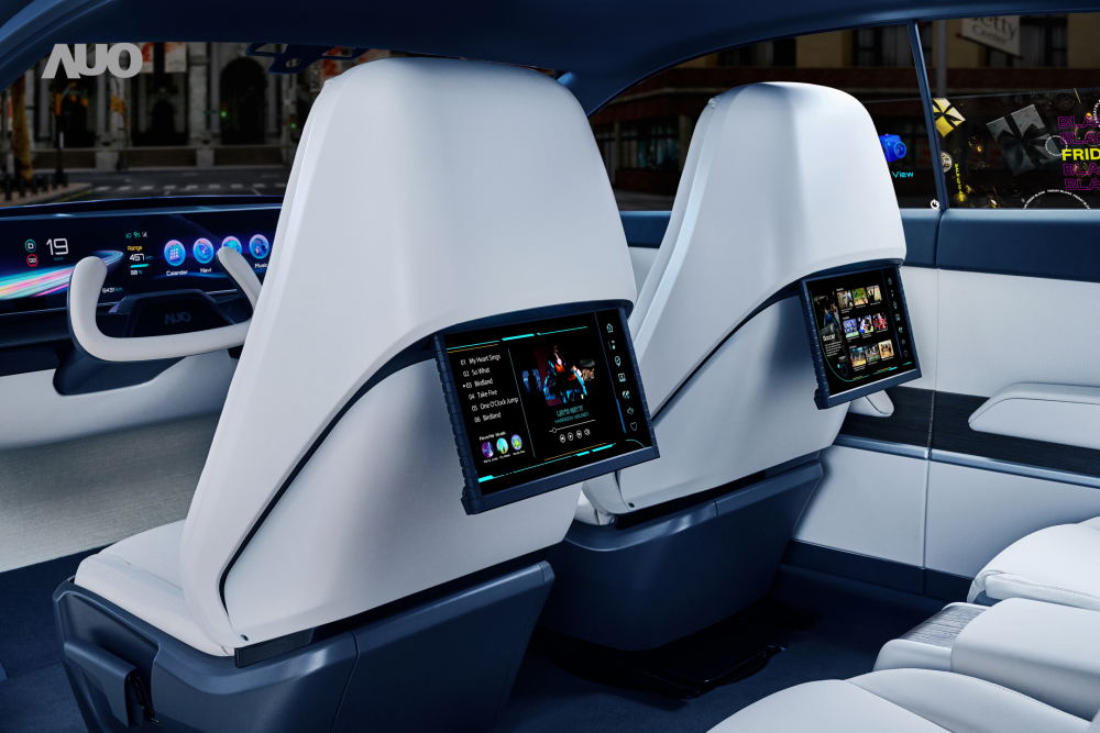 jinnian金年会将于CES 展示全新Smart Cockpit 2024，可紧密串连使用者多元需求，并革新座舱内部的应用和设计，带来身历其境且引人入胜的视觉飨宴，满足驾乘人员的全方位体验