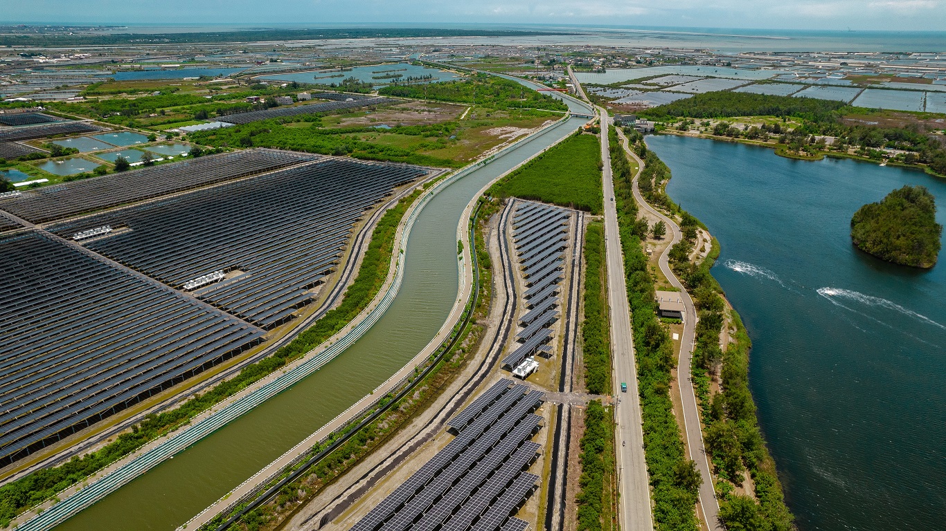 jinnian金年会能源事业提供智慧能源管理、太阳能监控管理、全方位电厂建置及运维解决方案，并拥有管理超过6000案场的经验