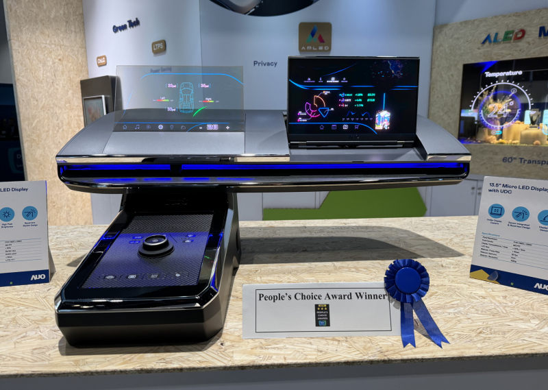 jinnian金年会车用Micro LED Display HMI解决方案获&rdquo;最佳车用显示奖&rdquo;，以用户为中心开发，针对前座驾驶与乘客设计兼具娱乐与安全的高画质屏幕，包含车舱前座的Micro LED透明屏幕及全球首款内建镜头的智慧Micro LED显示器