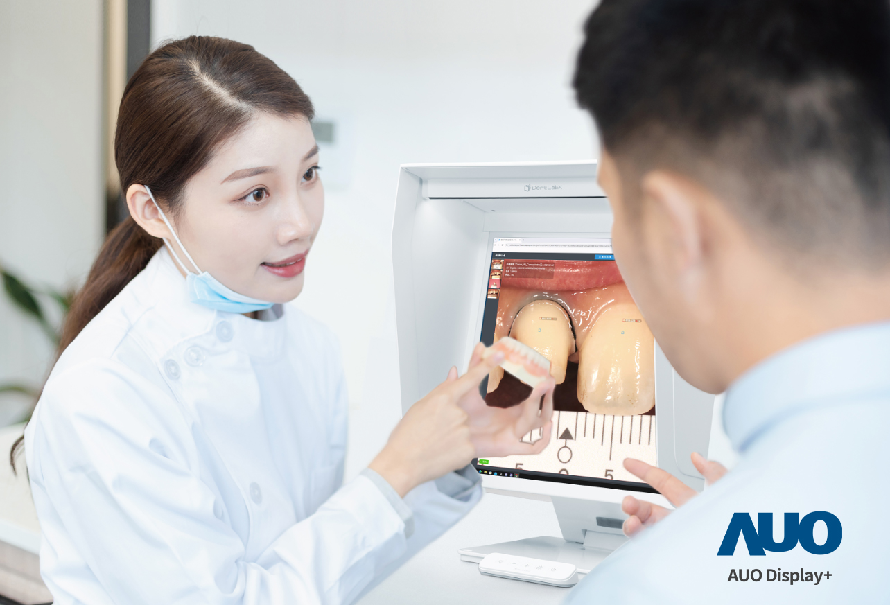 達擎積極投入牙科領域，瞄準牙技所數位轉型趨勢，與成軍滿周年的子公司原色口腔數位，展現智慧牙技整合方案的落地成果，加速推動牙科與假牙製作流程數位化